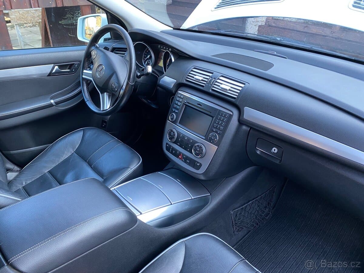 2011 Mercedes-Benz OSTATNÍ - 8