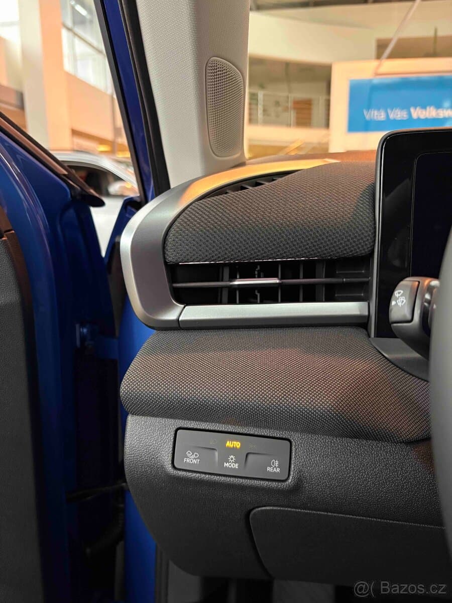 Volkswagen T-ROC - 8