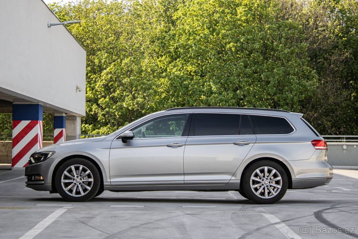 2015 Volkswagen PASSAT - 8
