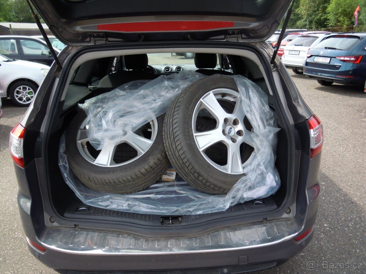 2013 Ford MONDEO - 8