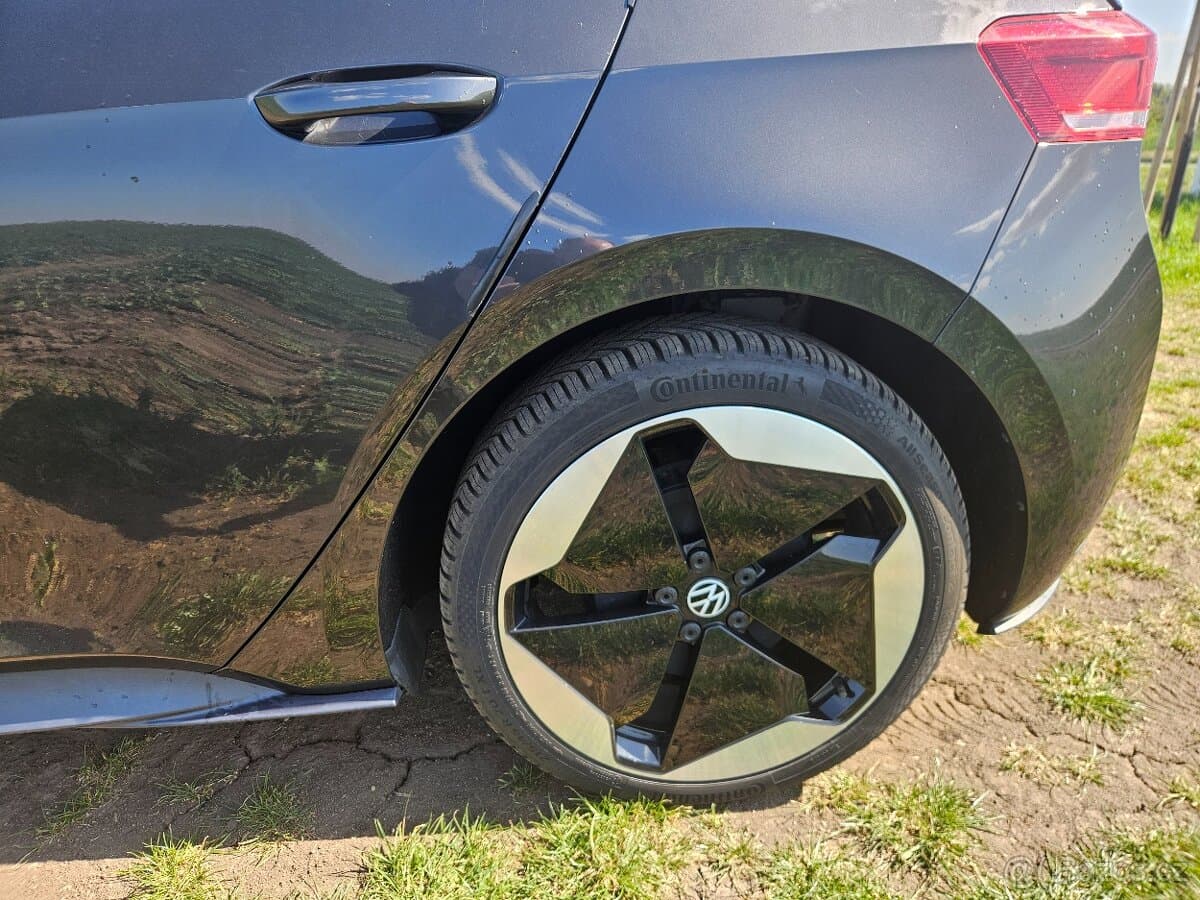 2020 Volkswagen ID.3 - 8