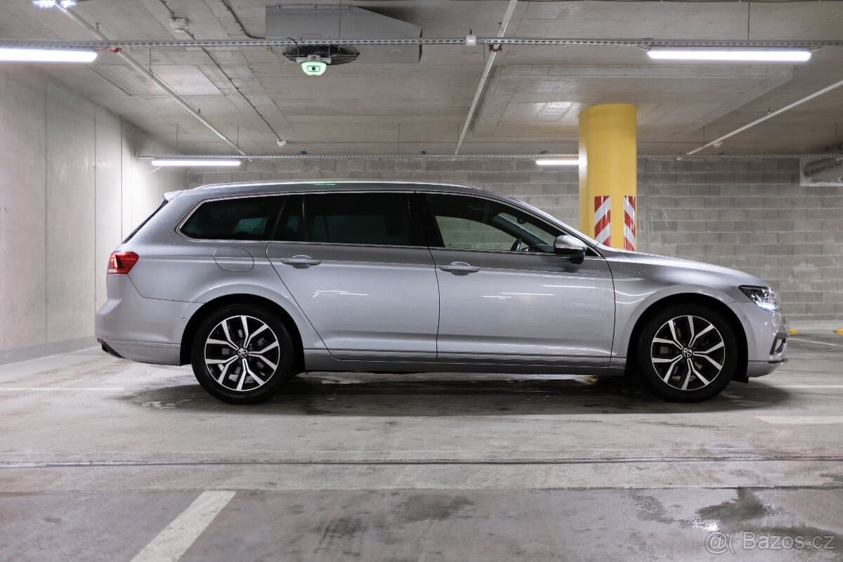2021 Volkswagen PASSAT - 8