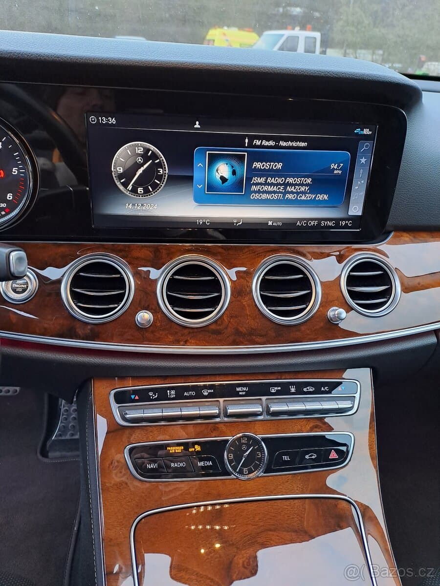 2018 Mercedes-Benz EQA - 8