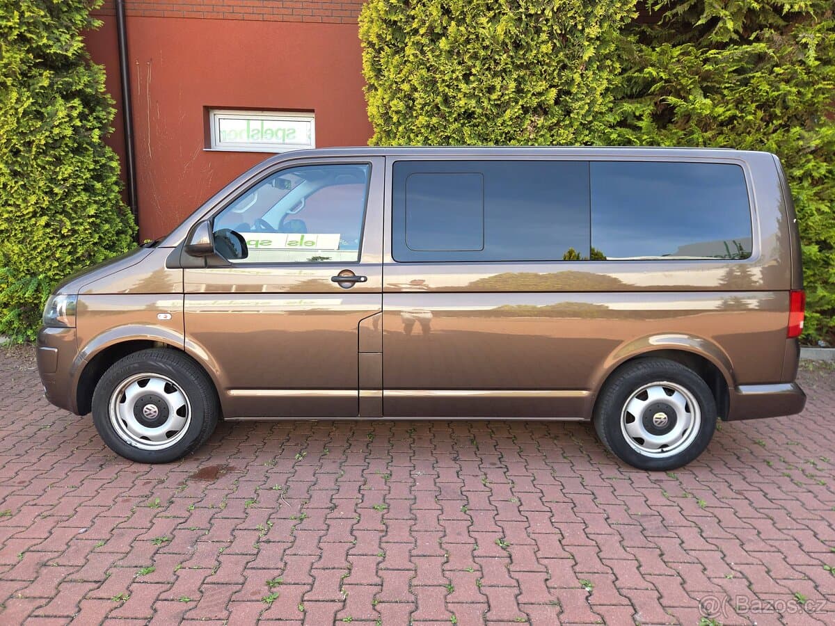 2010 Volkswagen MULTIVAN - 8
