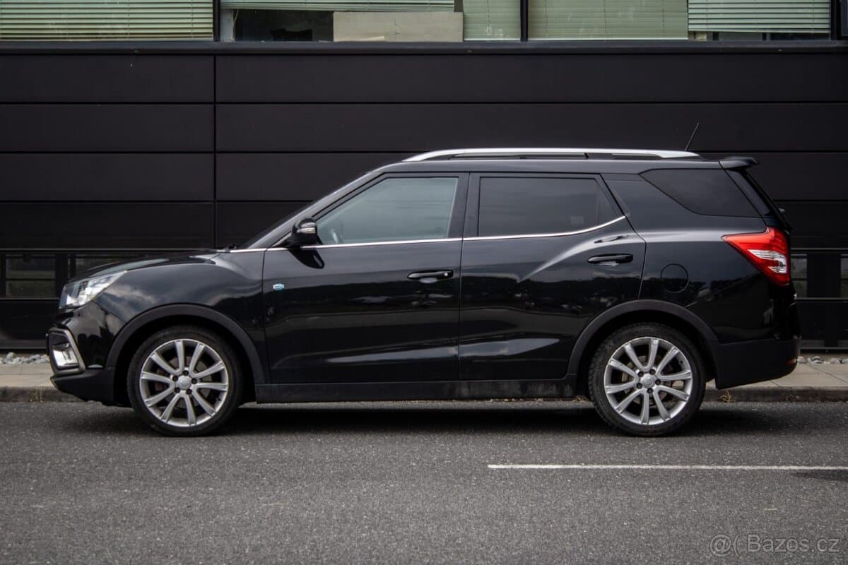 2018 SsangYong XLV - 8