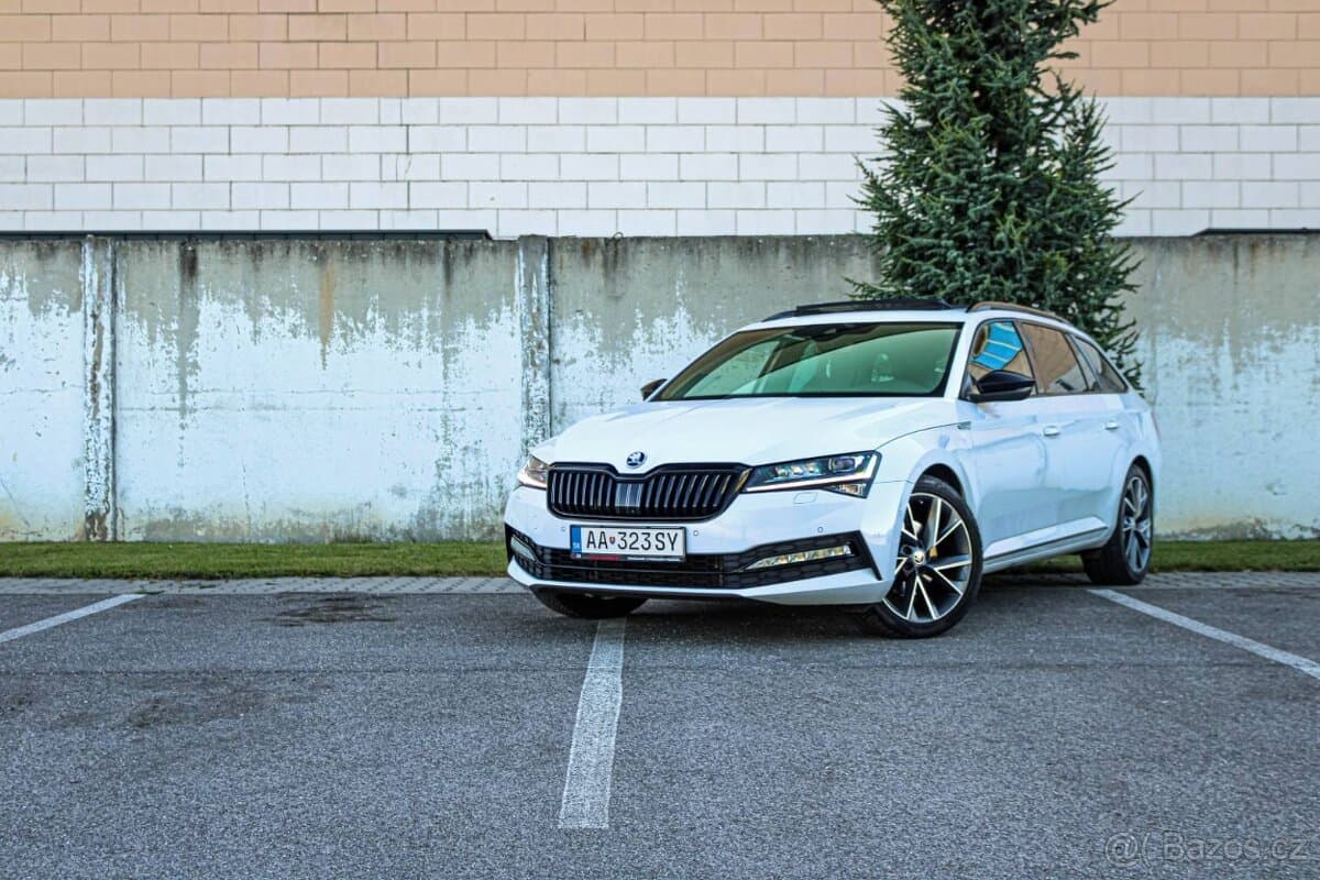 2022 Škoda SUPERB - 8
