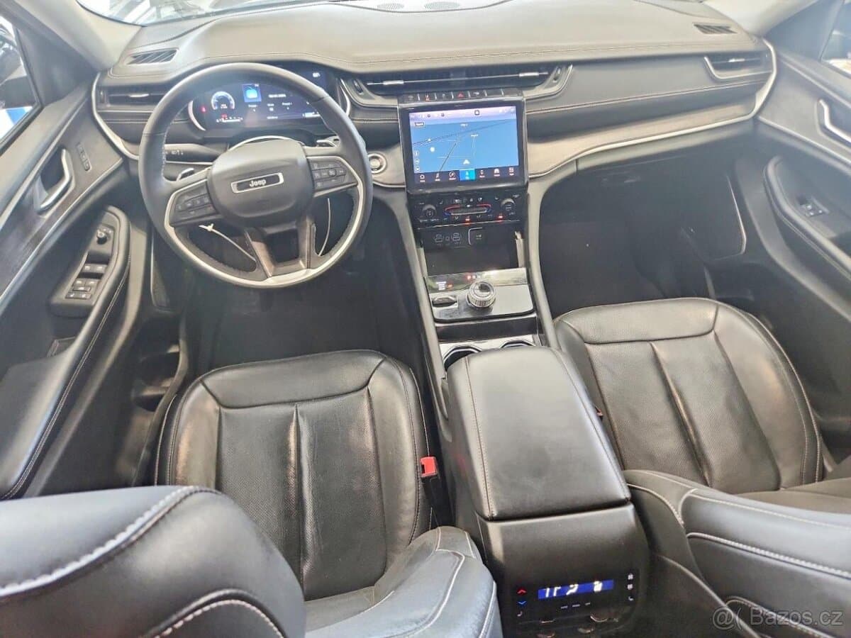 2023 Jeep CHEROKEE - 8