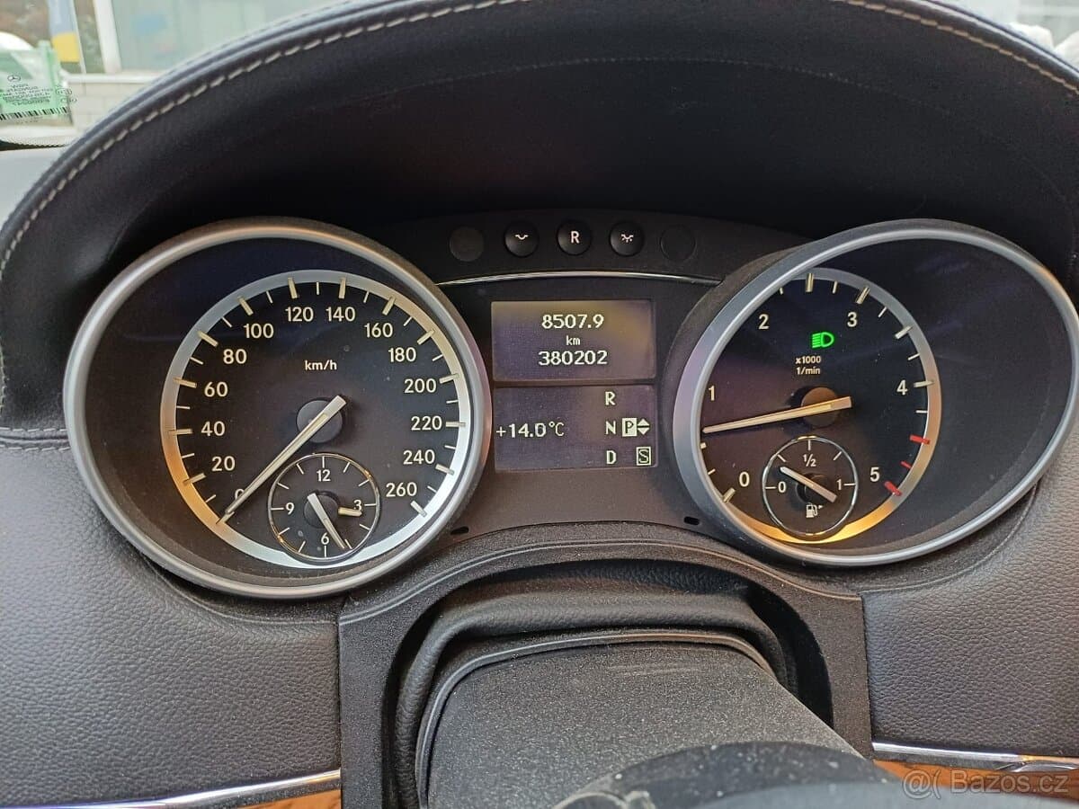 2012 Mercedes-Benz GL - 8
