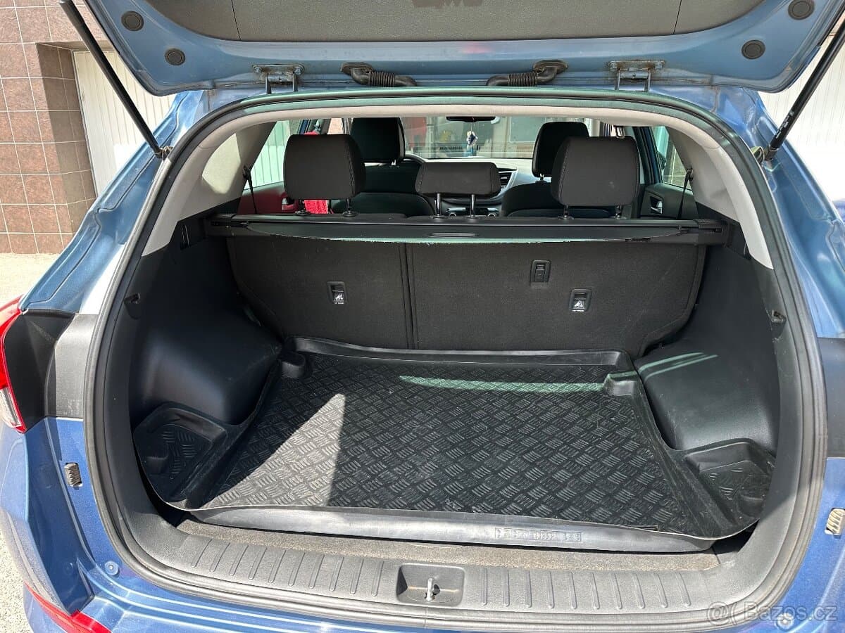 2015 Hyundai TUCSON - 8