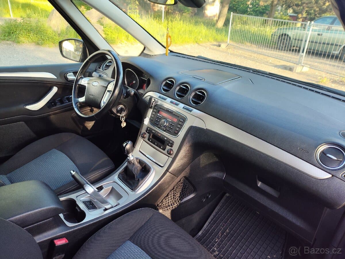 2011 Ford GALAXY - 8