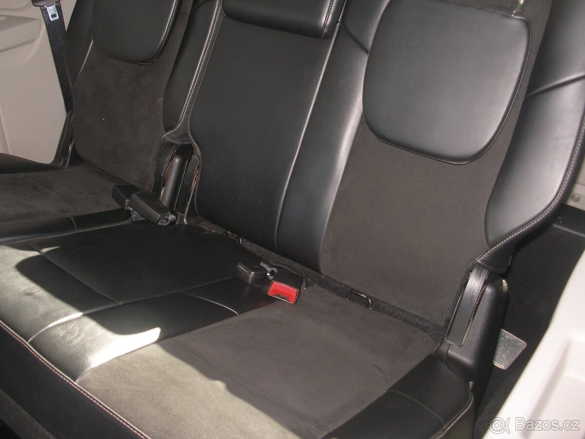 Lancia VOYAGER - 8