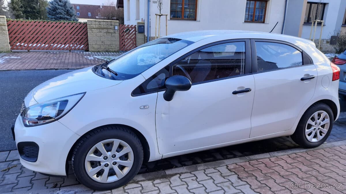 2013 Kia RIO - 8