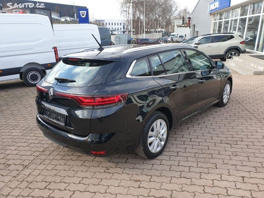 2022 Renault MEGANE - 8