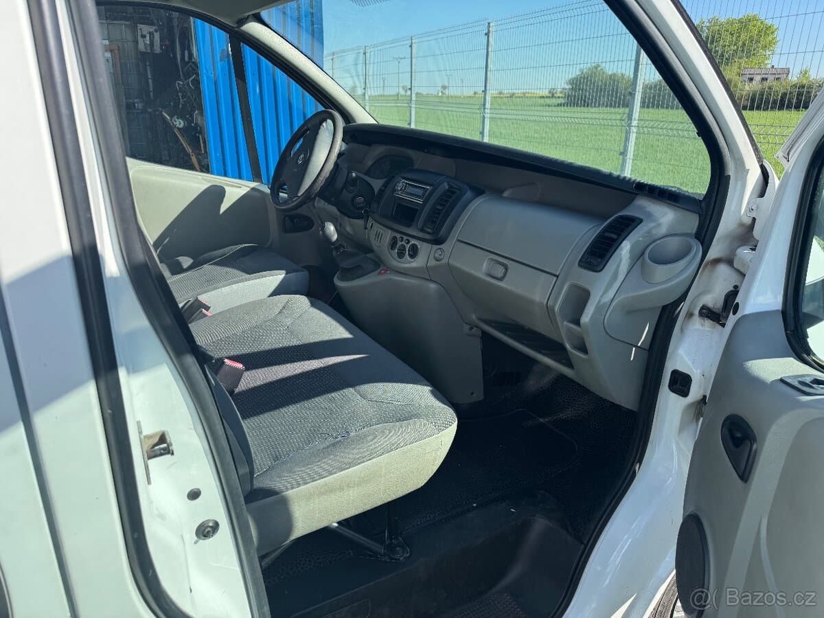 2009 Opel VIVARO - 8