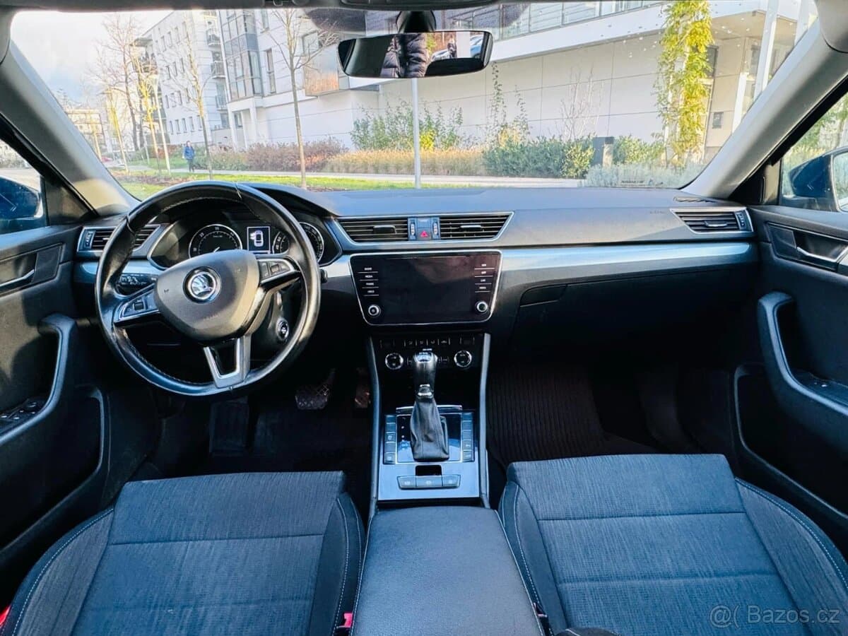 2017 Škoda SUPERB - 8