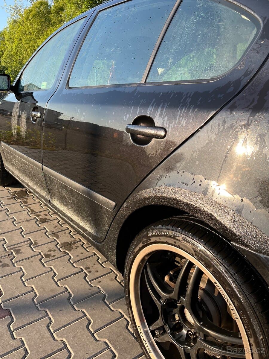 Škoda OCTAVIA - 8