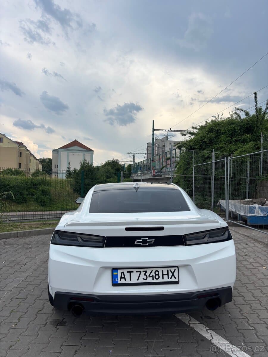2017 Chevrolet CAMARO - 8