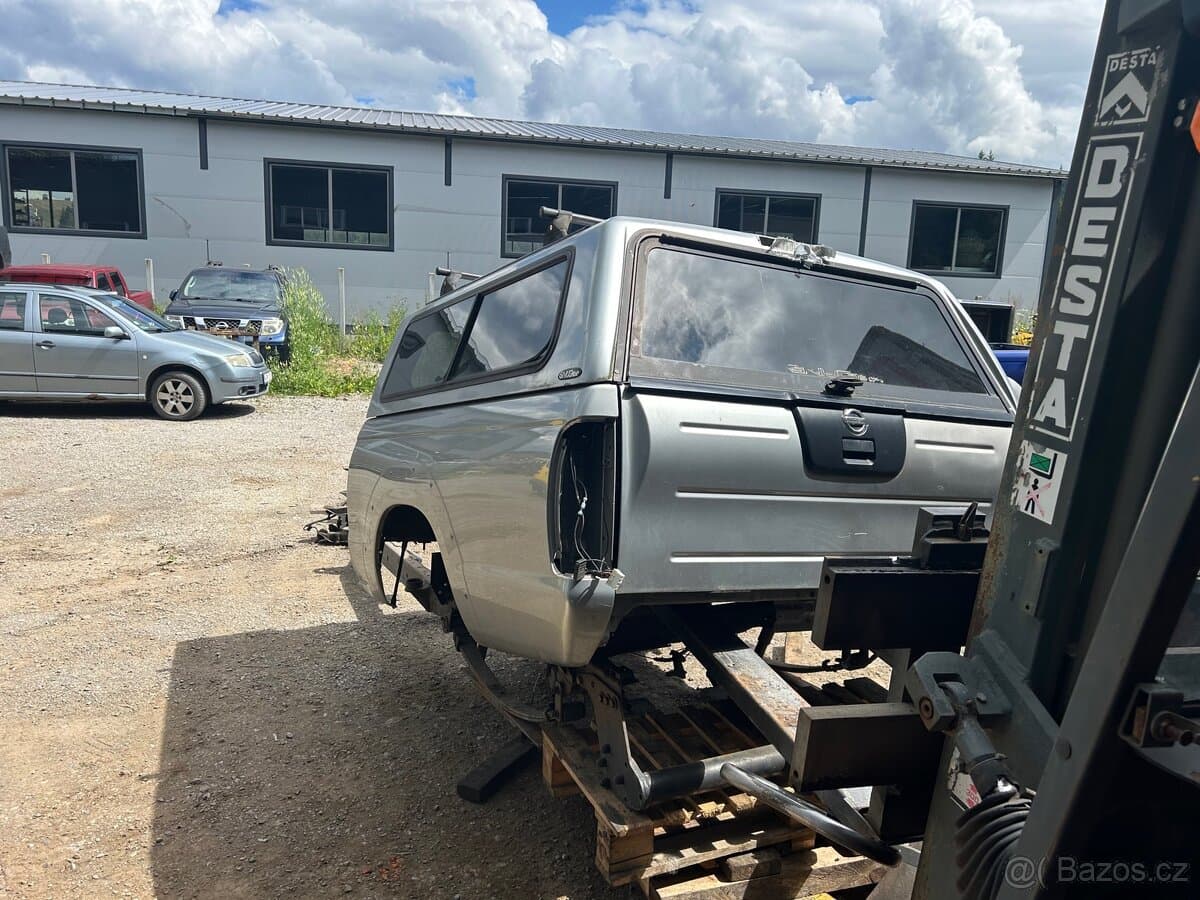 Nissan PATHFINDER - 8