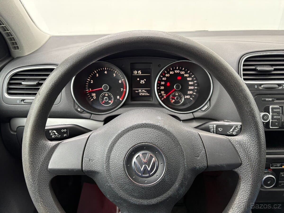 2009 Volkswagen GOLF - 8