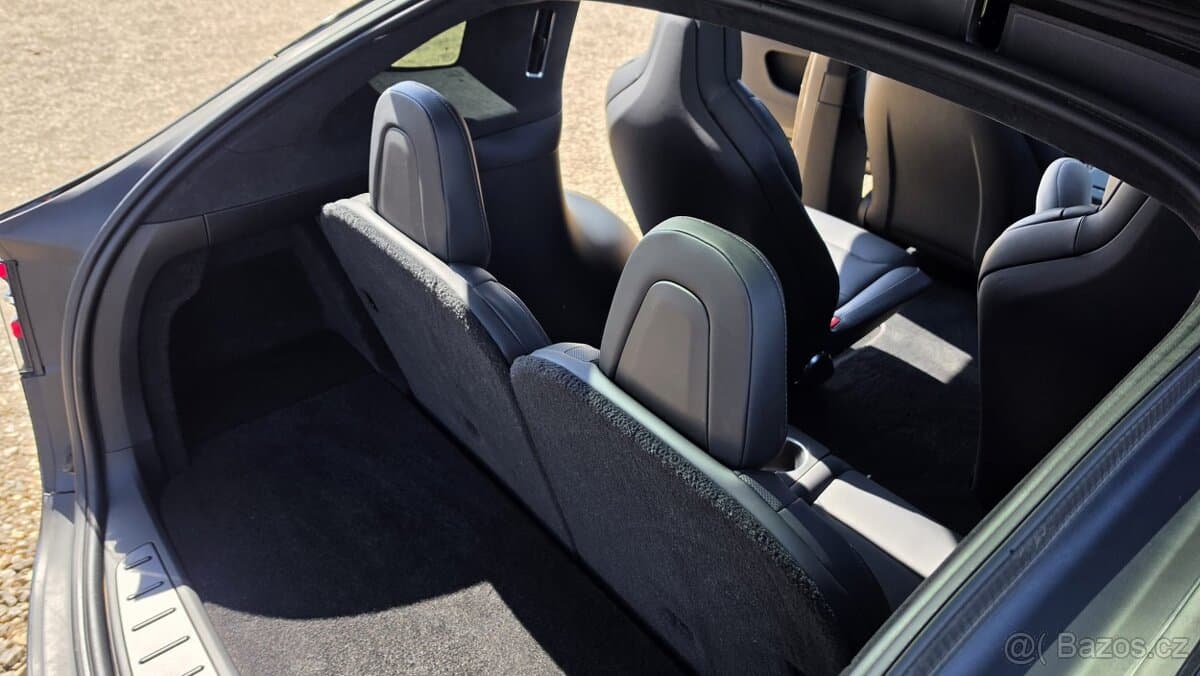 2022 Tesla MODEL X - 8