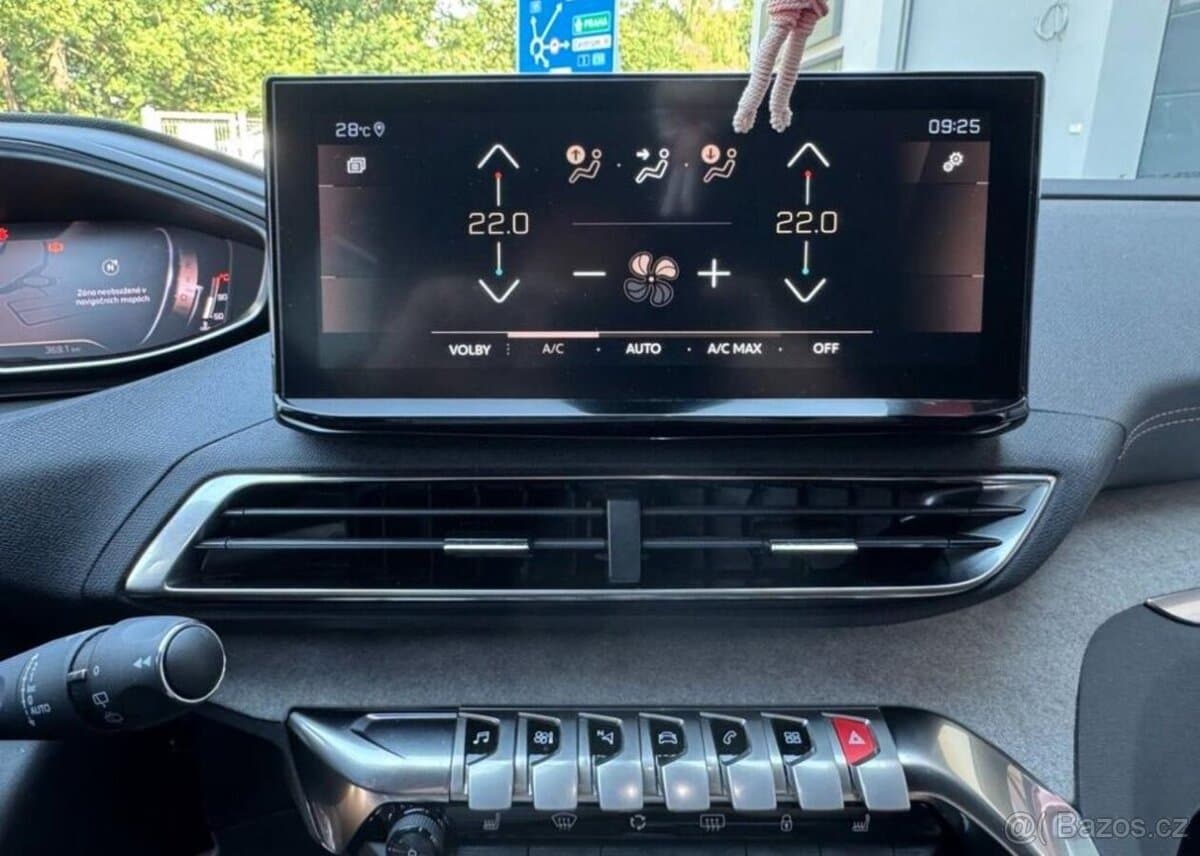 2023 Peugeot 5008 - 8