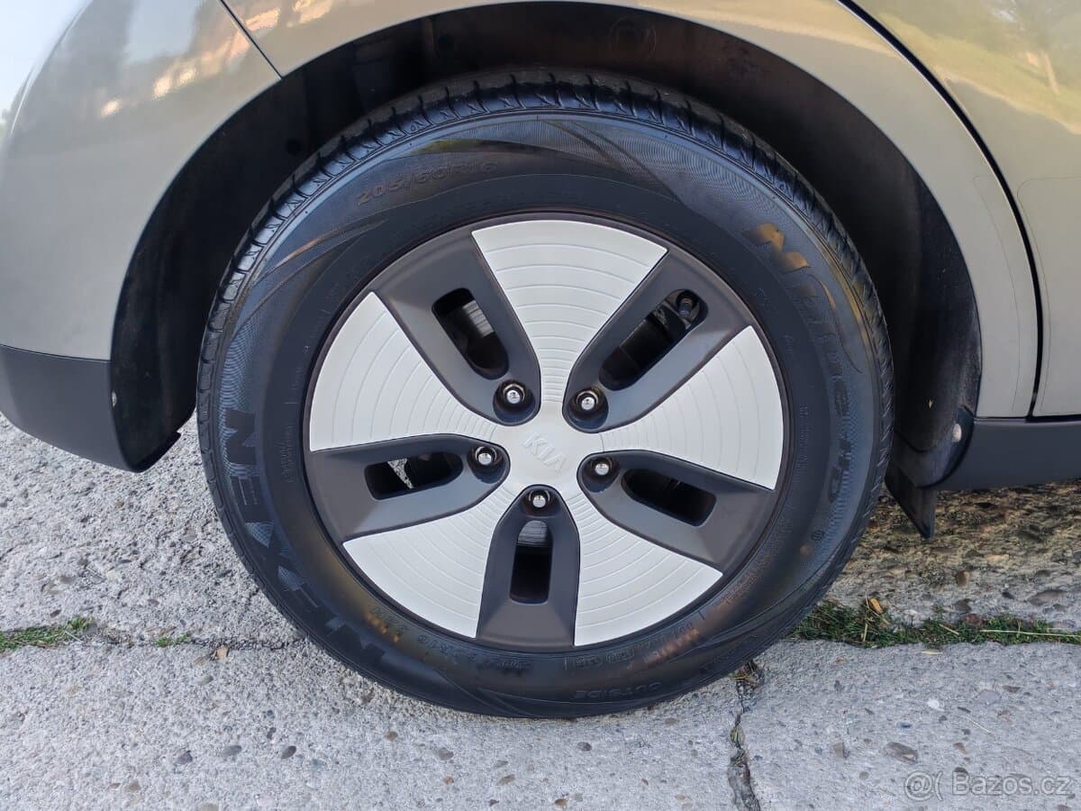 2017 Kia OSTATNÍ - 8