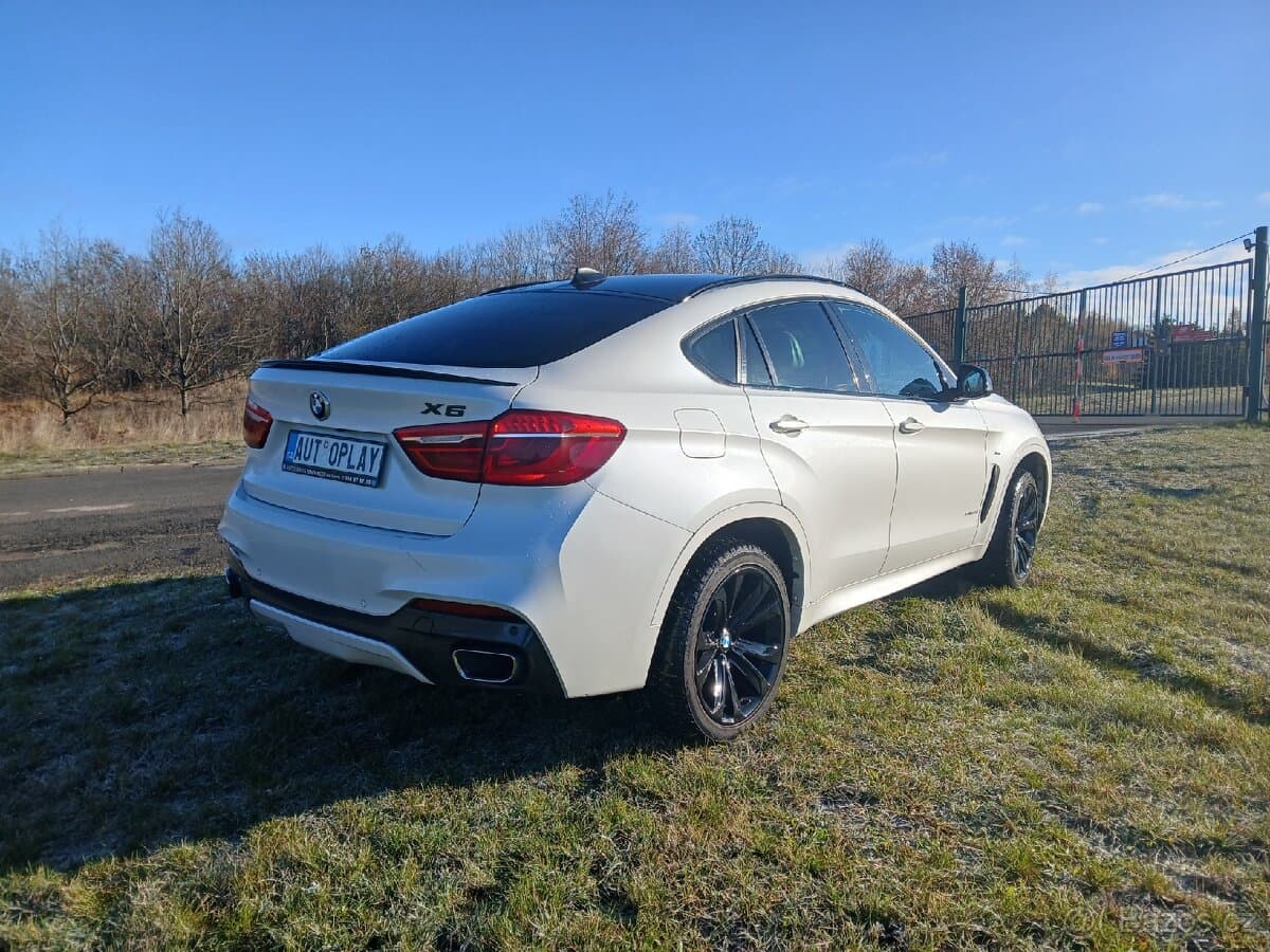 2015 BMW X6 - 8