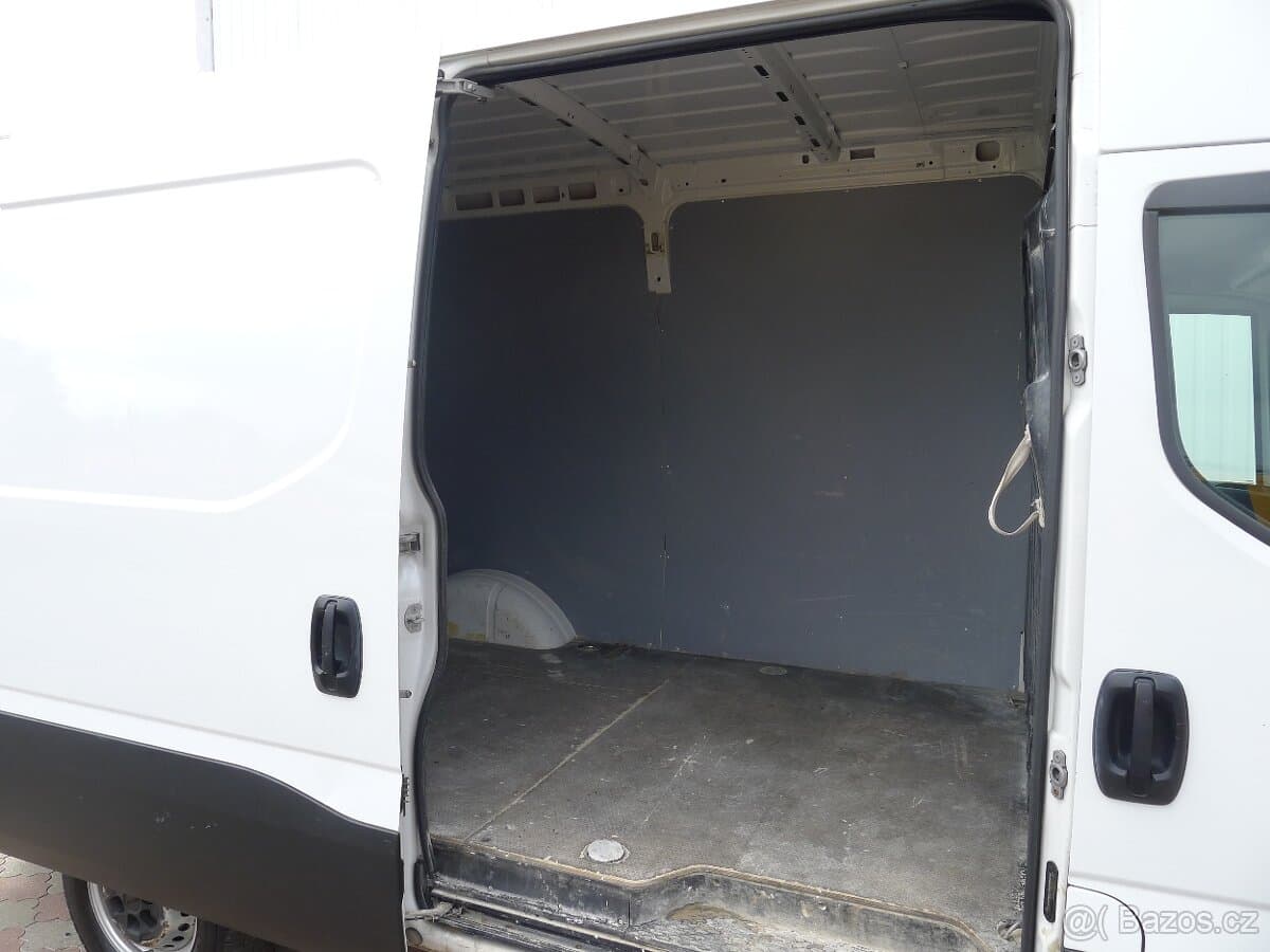 2016 Iveco OSTATNÍ - 8