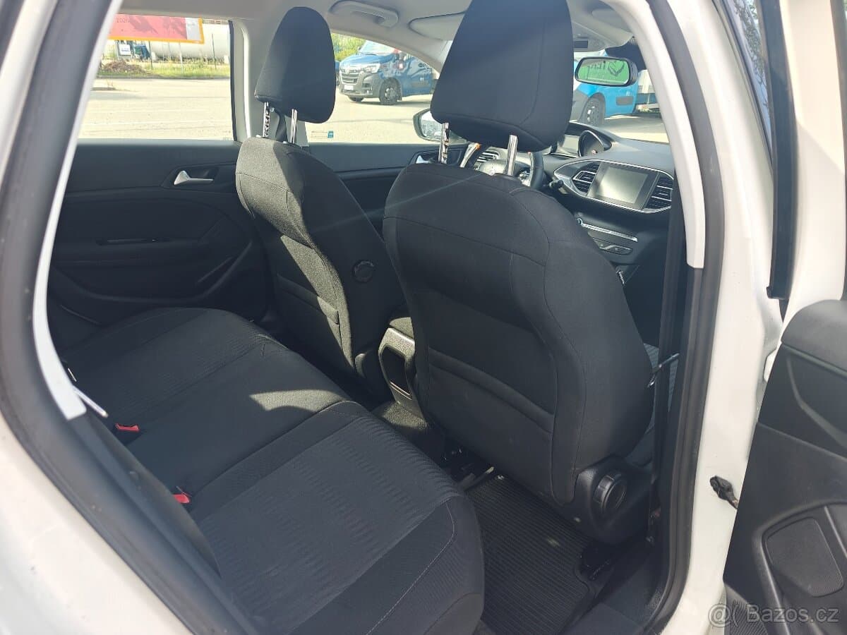 2016 Peugeot 308 - 8