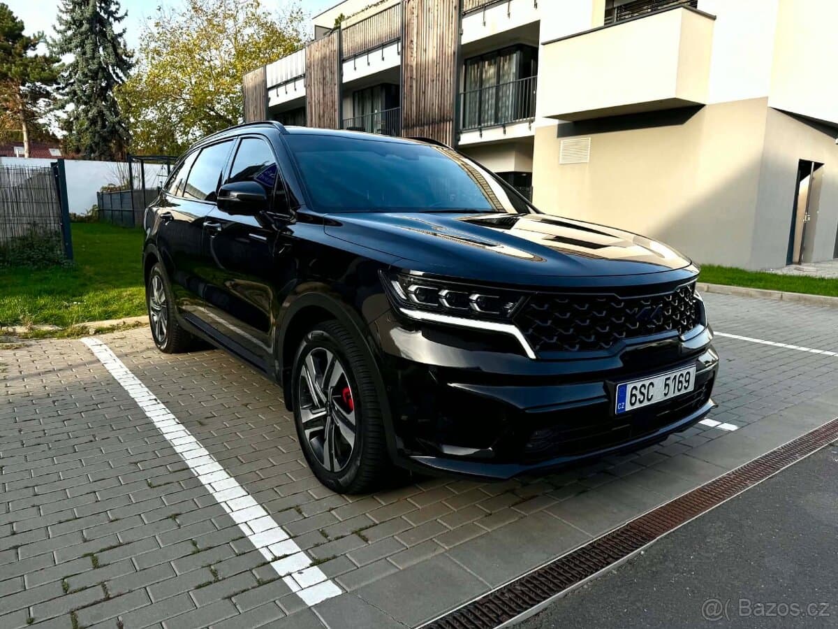 2023 Kia SORENTO - 8