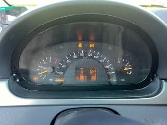 2005 Mercedes-Benz VITO - 8