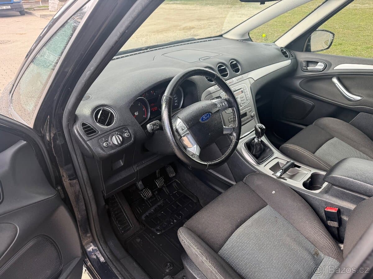 2010 Ford S-MAX - 8