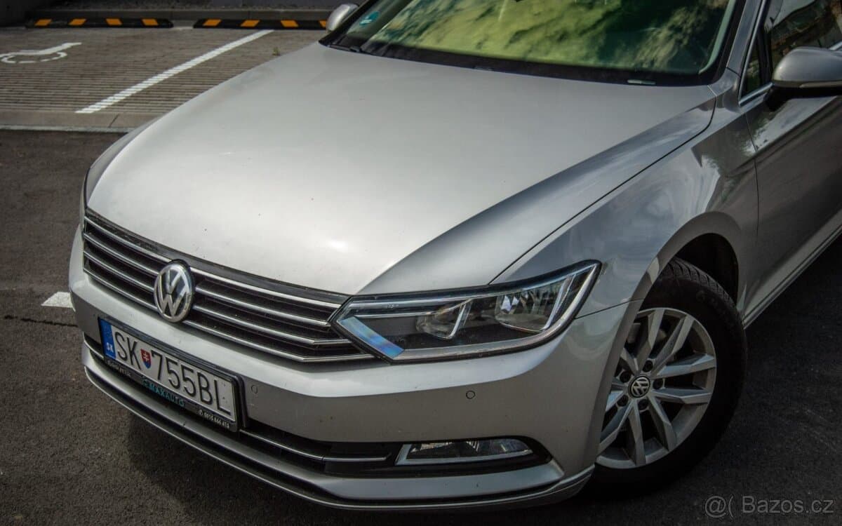 2016 Volkswagen PASSAT - 8
