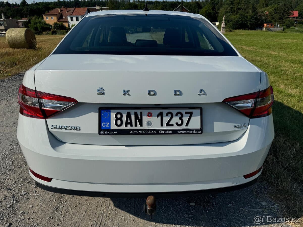 2021 Škoda SUPERB - 8