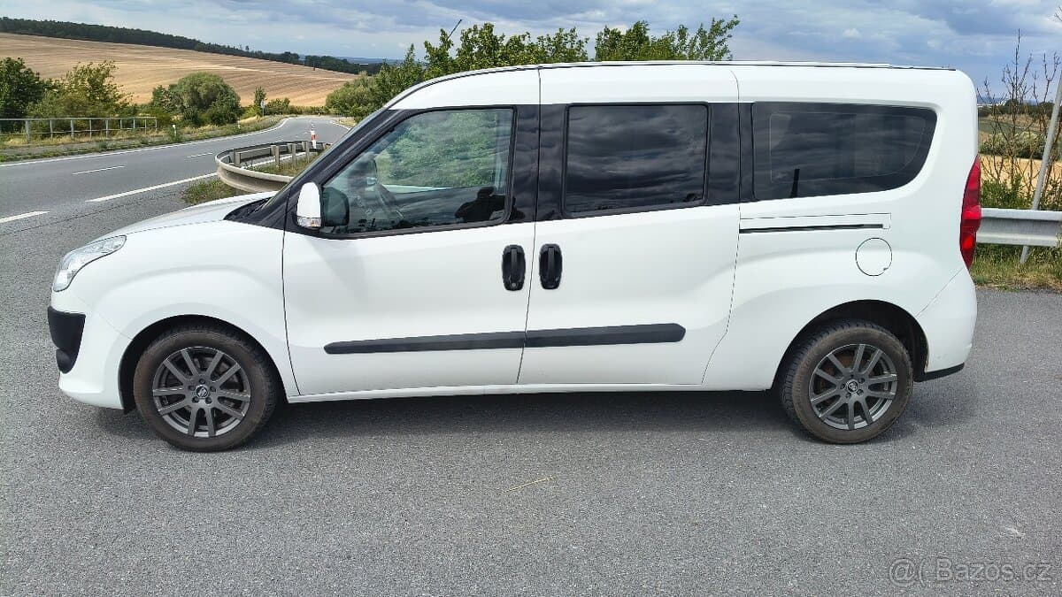 2015 Fiat DOBLO - 8