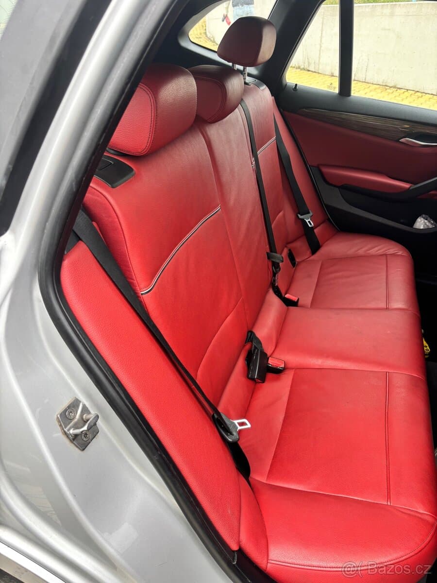 BMW X1 - 8