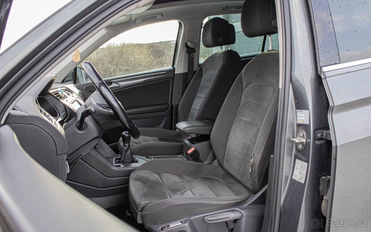 2017 Volkswagen TIGUAN - 8