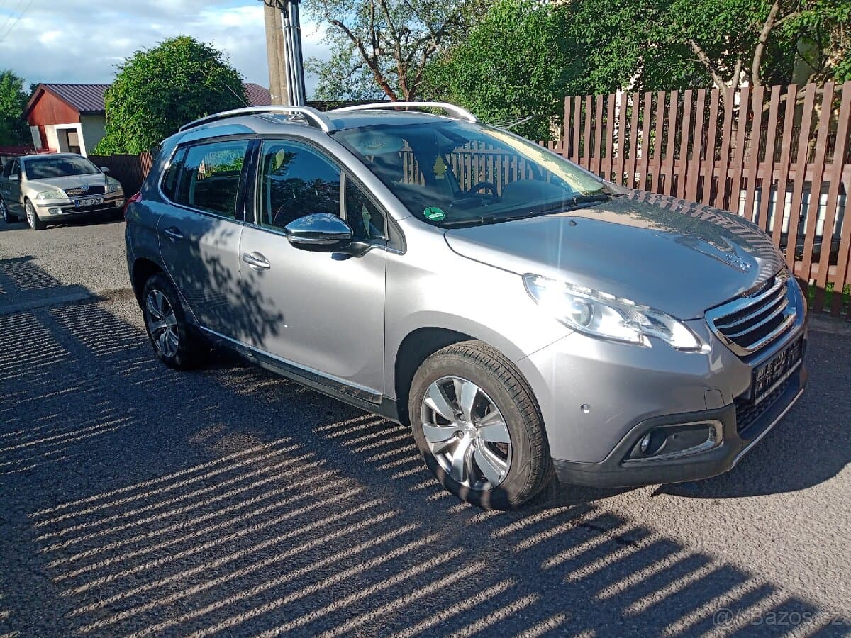 2015 Peugeot 2008 - 8