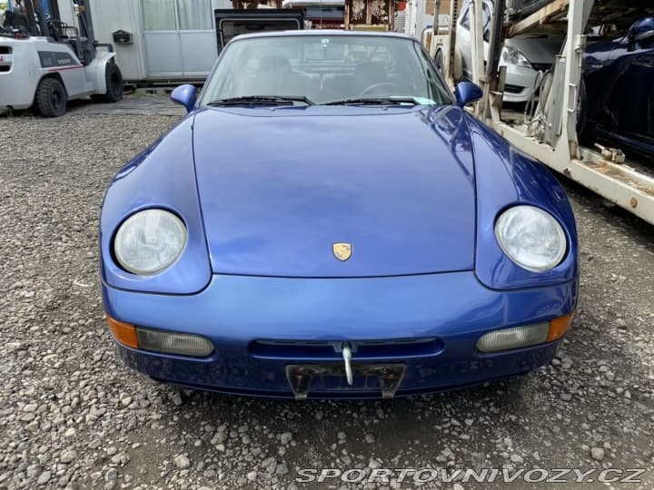 Porsche 968 - 8