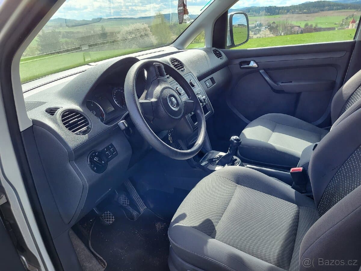 2011 Volkswagen CADDY - 8
