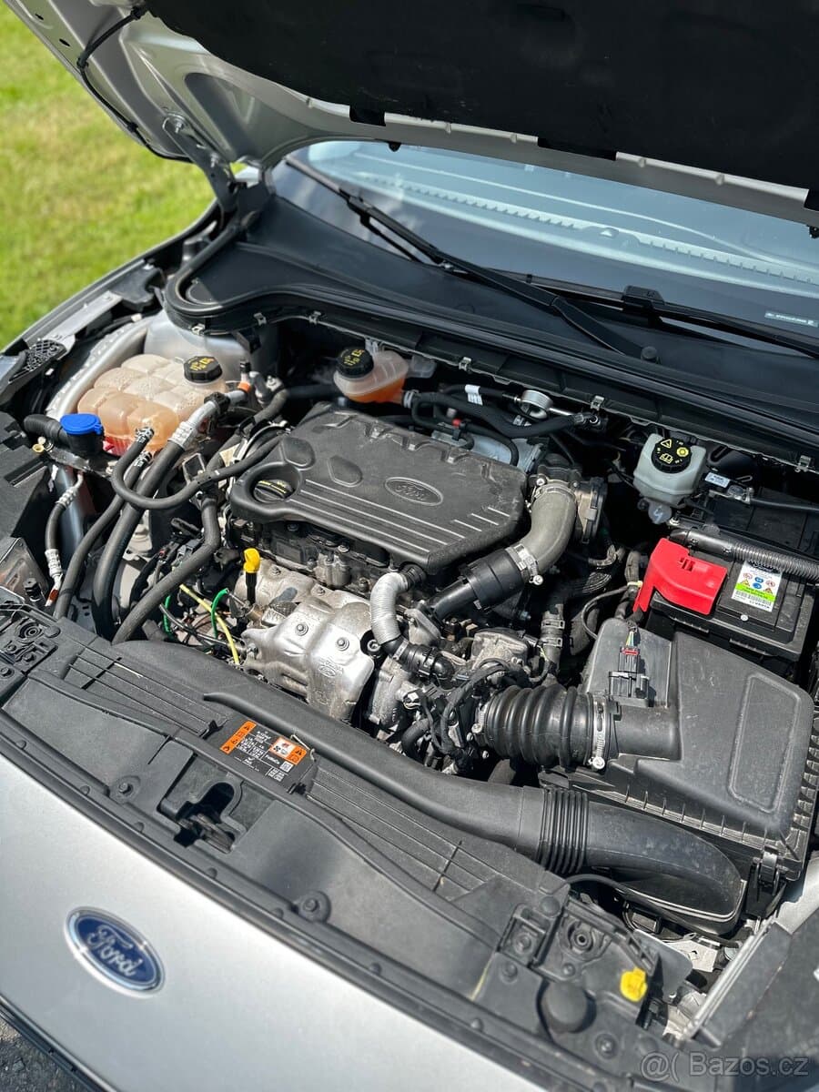 2019 Ford KUGA - 8