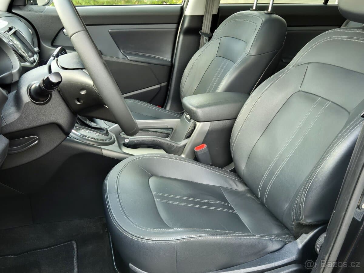 2011 Kia SPORTAGE - 8