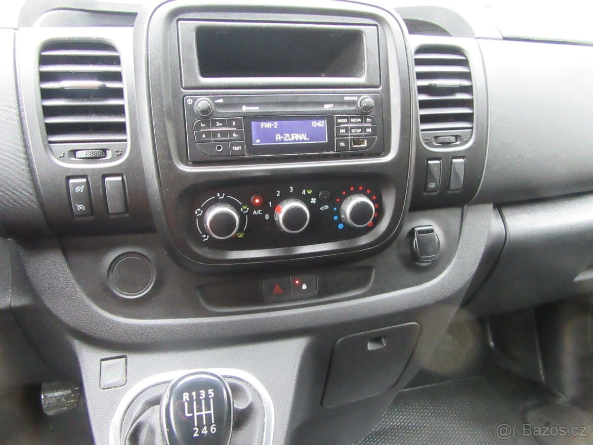 2021 Renault TRAFIC - 8