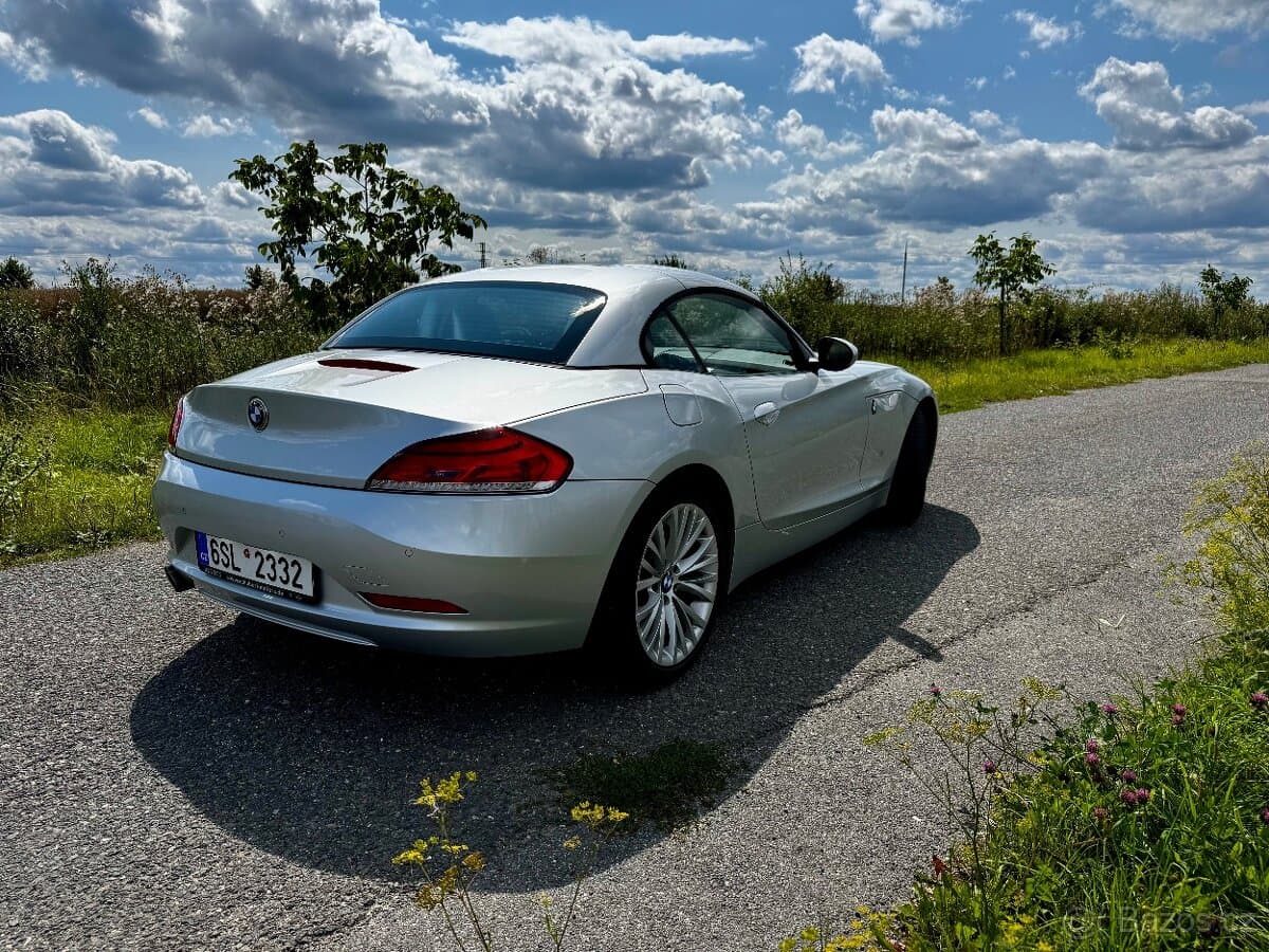 2010 BMW Z4 - 8