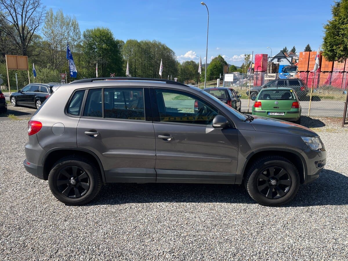 2008 Volkswagen TIGUAN - 8