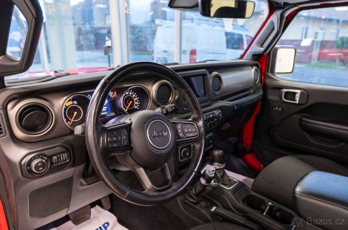 2021 Jeep WRANGLER - 8
