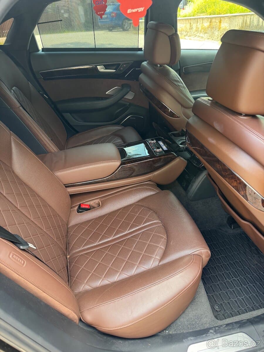 2014 Audi A8 - 8