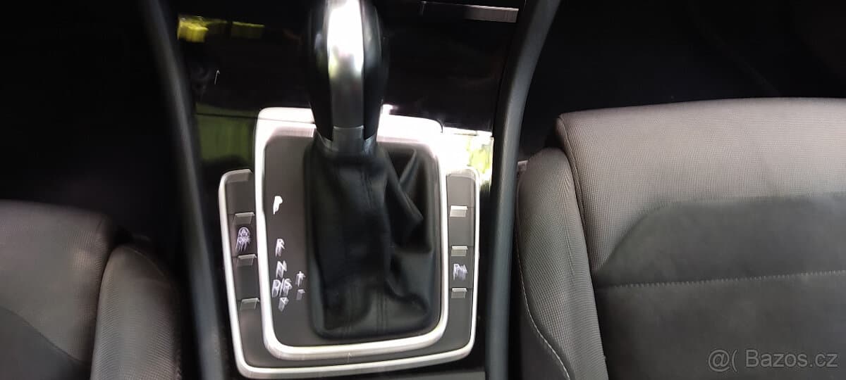 2019 Volkswagen GOLF - 8