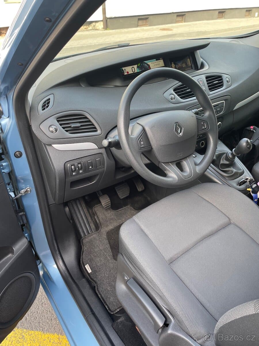 2012 Renault SCENIC - 9