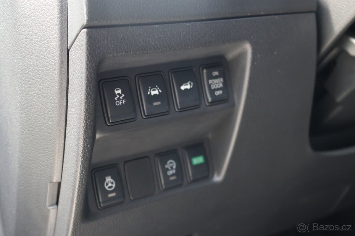 2018 Nissan X-TRAIL - 9